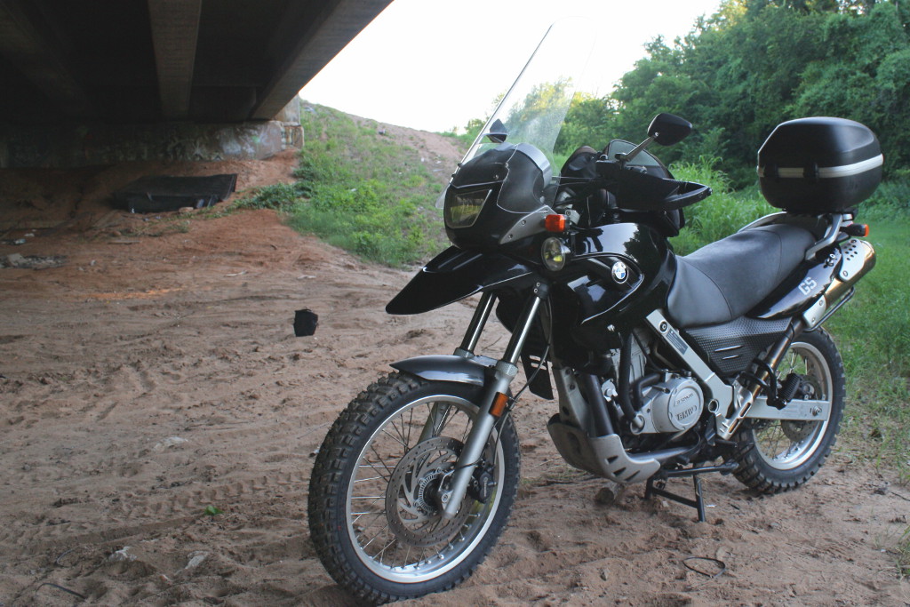F650GS (now with knobbies)